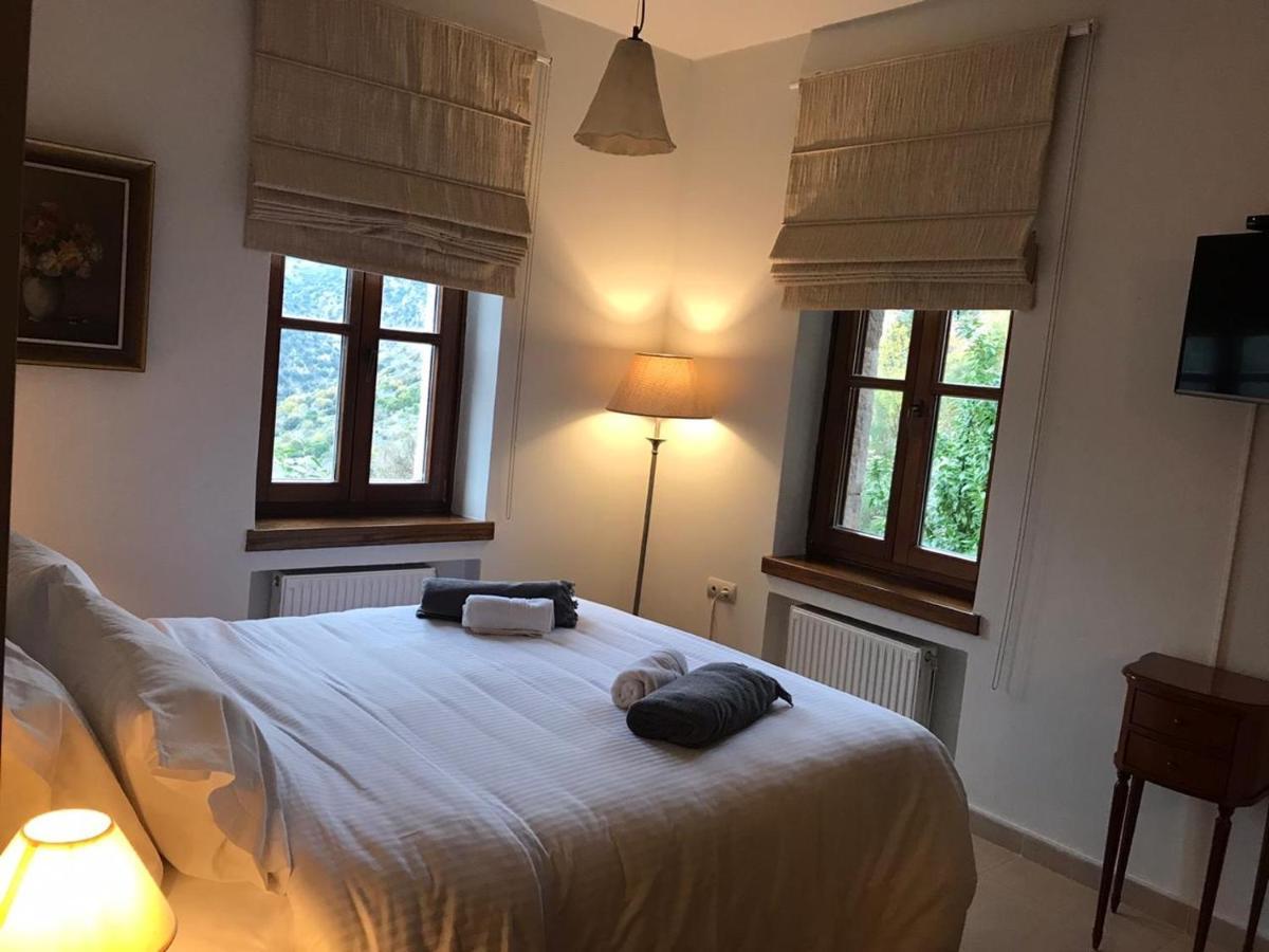Methexis Boutique Hotel Dimitsana Esterno foto